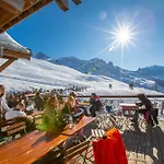 Grand Roc - Campanules 016 - Happy Daire Chamonix